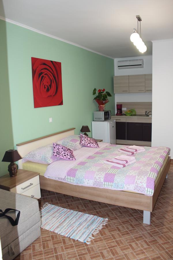 Rooms Katarina Kadumi Экстерьер фото